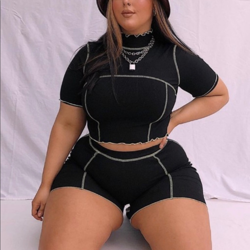 Matching sets - Picture 4 of 5